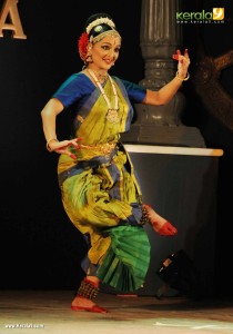 manju-warrier-latest-stills-444-00584