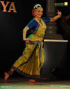 manju-warrier-latest-stills-44443