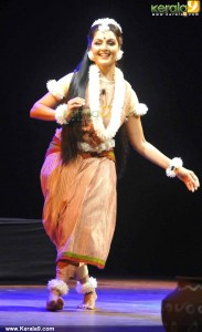 manju-warrier-latets-photos-100-01643