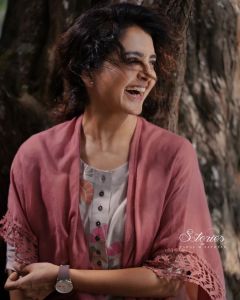 manju-warrier-new-pictures-2022