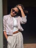 manju-warrier-in-formal-pants-and-blazer-photo-latest-008