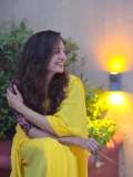 manju-warrier-in-yellow-saree-with-kalamkari-blouse-pics-007