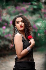 actress marina michael kurisingal black saree photos 023-002