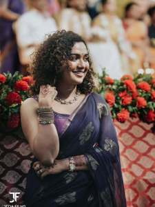 mareena-actress-curly-hair-styling-photos-017