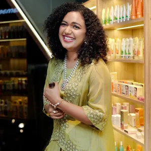 mareena-michael-kurisingal-in-net-saree-style-photos-001