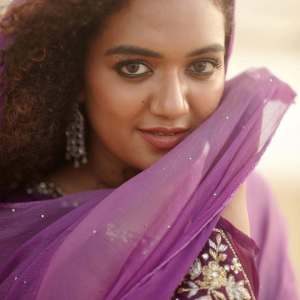 mareena-michael-kurisingal-in-purple-colour-out-fit-photos-006