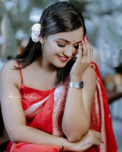 mareena-michael-kurisingal-in-red-saree-pictures-015
