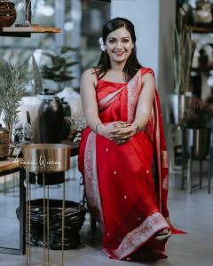 mareena-michael-kurisingal-in-red-saree-pictures-023