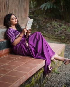 mareena-michael-kurisingal-in-violet-pattu-saree-photos-007