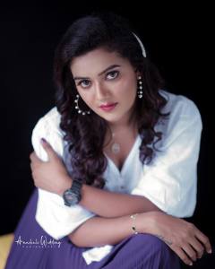 mareena-michael-kurisingal-in-white-top-photos