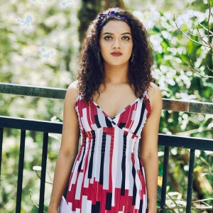 mareena-michael-new-photoshoot-pics-091-001