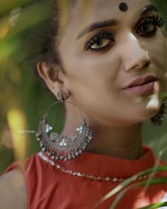 mareena michael new photoshoot pics in saree