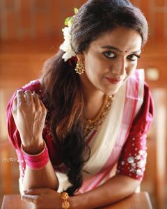 mareena michael onam saree photoshoot-002