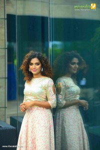 marina-michael-kurisingal-pictures-222-00766