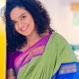 mareena-michael-kurisingal-in-saree-with-blouse-dress-ideas-images-005