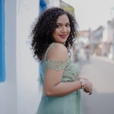 mareena-michael-kurisingal-in-sky-colour-party-wear-saree-with-styling-look-photos-003