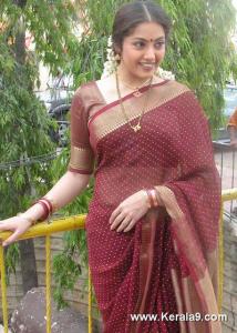 9673meena_latest_photos_00