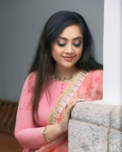 actress-meena-latest-photos-014