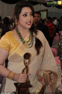 actress-meena-latest-photos-03445