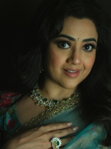 actress-meena-new-photos-009