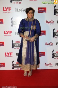 meena-latest-photos-100-00124