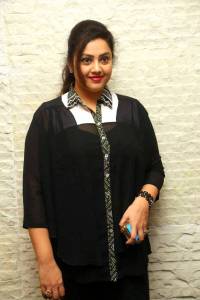 meena-latest-pics-345-00111