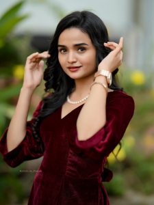 actress-meenakshi-anoop-latest-photos-002
