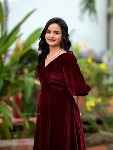 actress-meenakshi-anoop-latest-photos-003