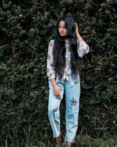 meenakshi-anoop-instagram-photos-003