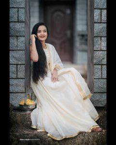 meenakshi-anoop-instagram-photos-005