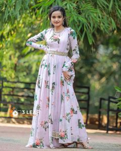meenakshi-anoop-new-photos-2022-018