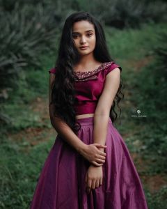 meenakshi-anoop-photoshoot-005