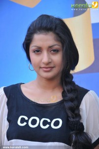 5775meera_jasmine_new_stills_47-001