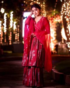 meera-jasmine-christmas-2023-photos-001