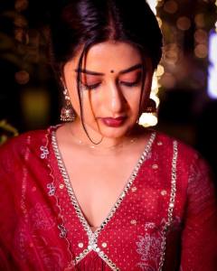 meera-jasmine-christmas-2023-photos-005