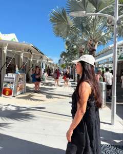 meera-jasmine-in-long-top-style-photos-007