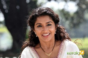 meera_jasmine_new_photos-00354