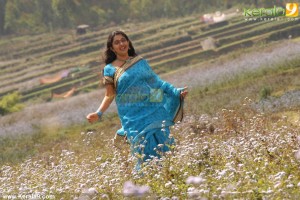 meera_jasmine_stills-00276