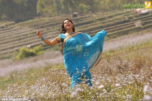 meera_jasmine_stills-00423