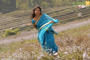 meera_jasmine_stills-00560