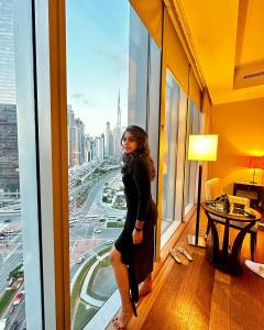 actress-meera-nandan-in-black-dress-latest-photos-005