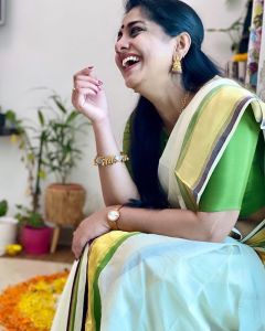 actress meera nandan new onam photos-002