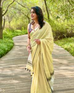 meera-nandan-different-look-photos-001