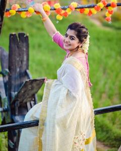 meera-nandan-different-look-photos-003