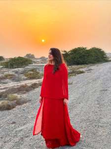 meera-nandan-in-red-outfit-photos-001