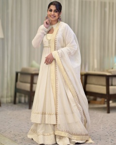 meera-nandan-in-white-colour-dress-ideas-photos-010