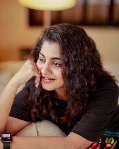 meera-nandan-latest-photos-in-black-t-shirt-0312