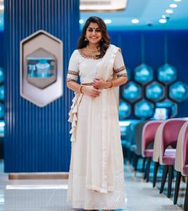 meera-nandan-new-photos-at-dubai-2022-016