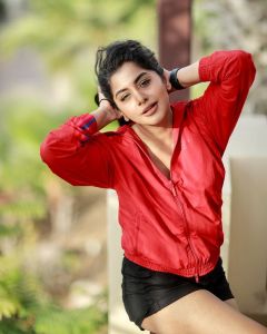 meera-nandan-viral-photoshoot-006
