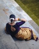 meera-nandan-in-violet-and-check-kanchipuram-saree-photos-003